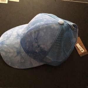 High or Low ponytail hat